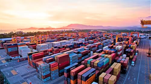 Puerto de Manzanillo, principal entrada de importaciones de China a México